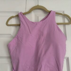 Athleta Conscious Crop